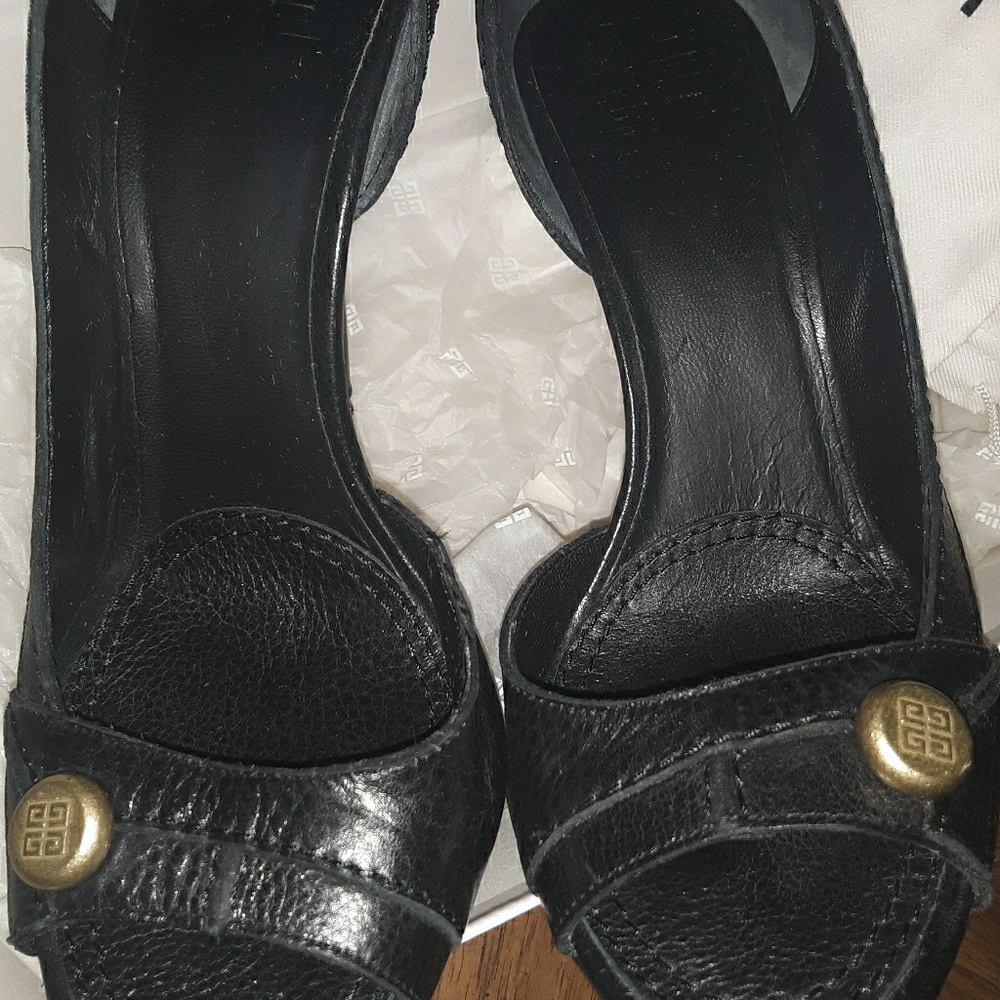 Authentic Women's Givenchy Sandals Heels